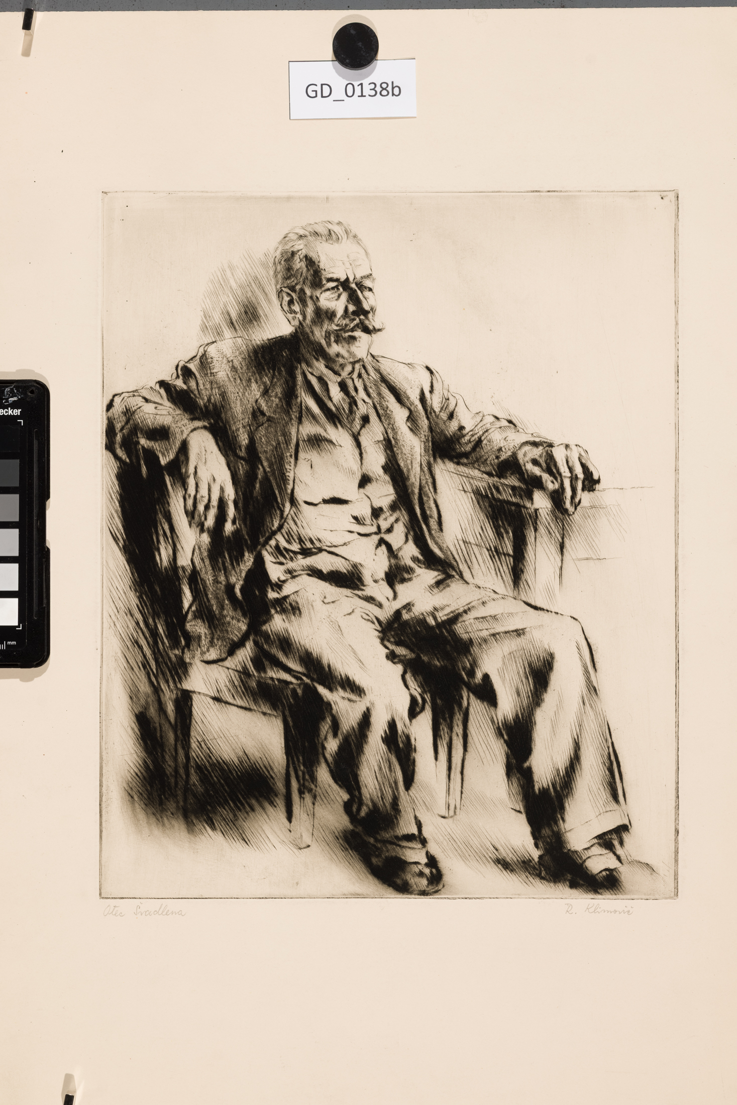 Rudolf Klimovič; Sedicí figura staršího muže s knírem; Suchá jehla; 31,3 x 24,8; 49,7 x 35,2;Silovský
