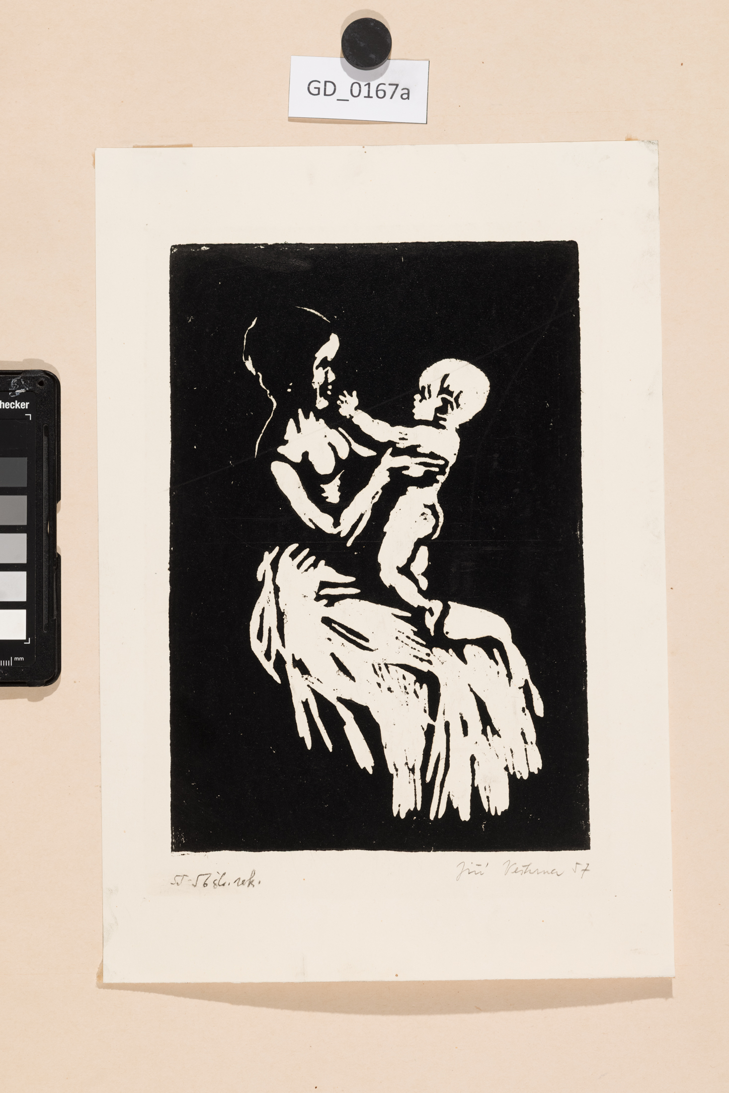 Jiří Veškrna; Matka s dítětem;1955-56; Linoryt; 24 x 16,9;33,2 x 22,4; Silovský