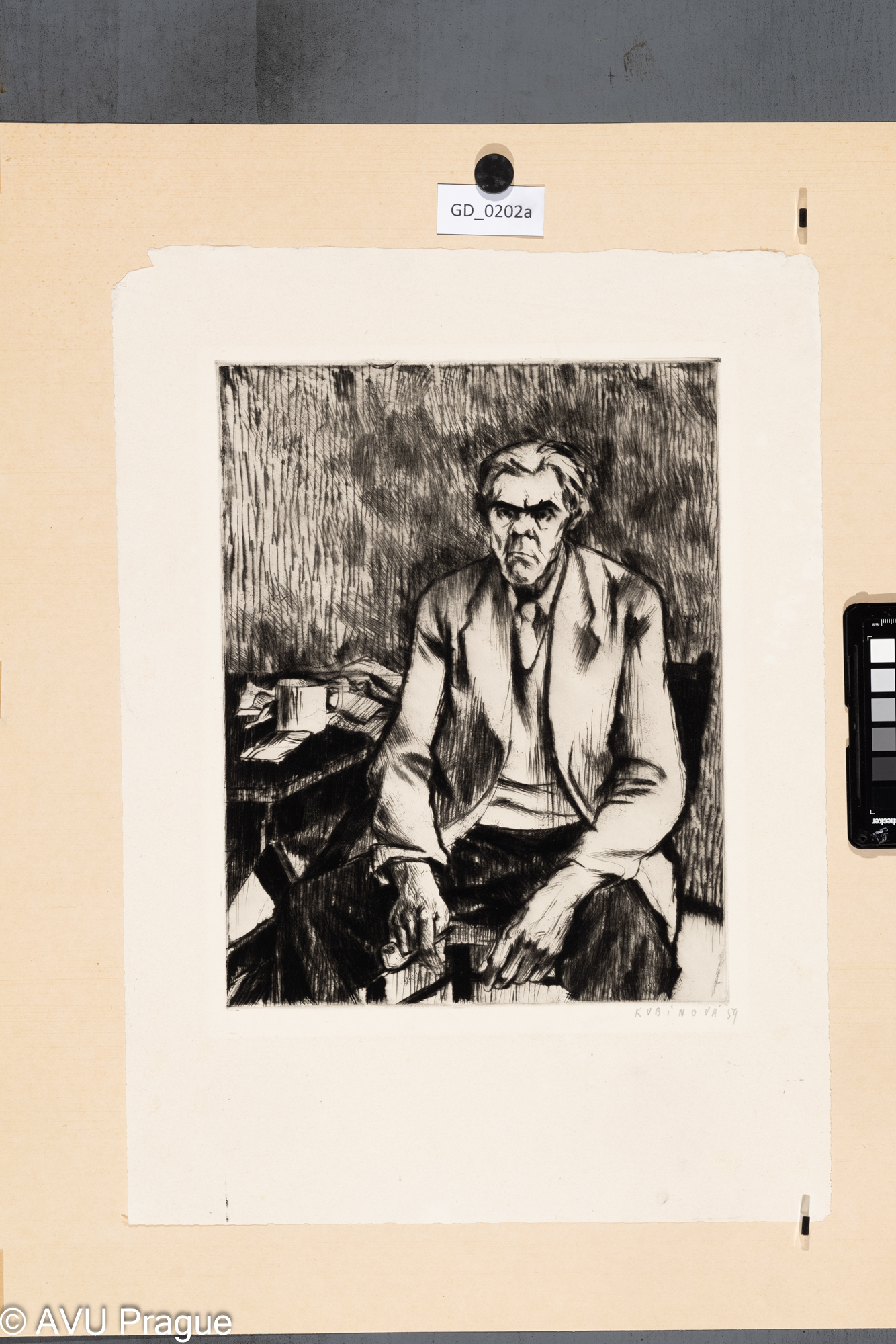 Jiřina Kubínová, Portrét muže s dýmkou, 1959, Suchá jehla, 33 x 25,6 , 49,4 x 35,9, Silovský