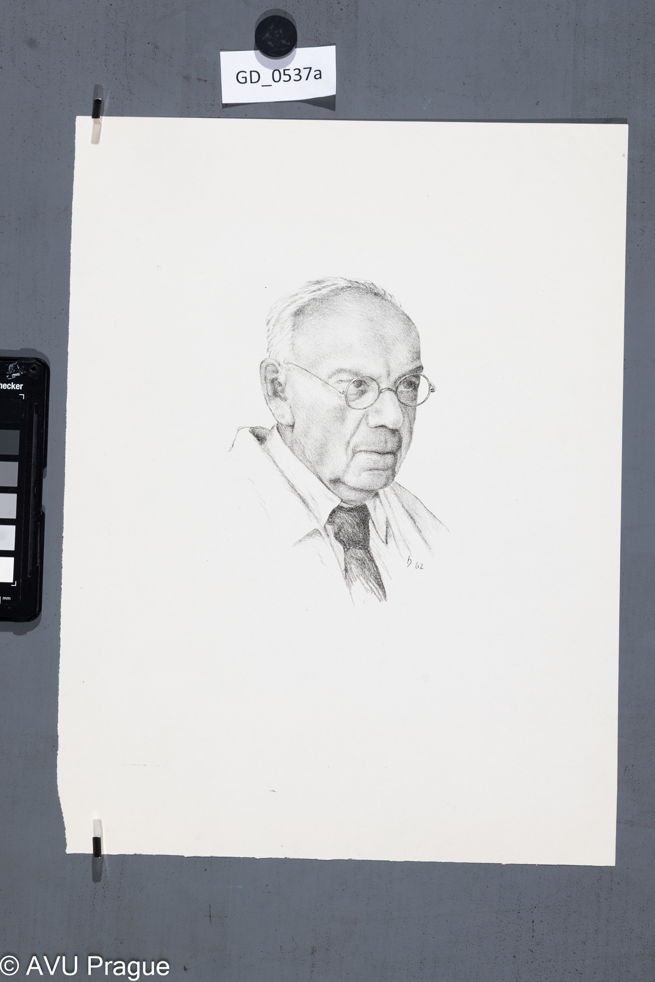 O. Hněvkovský, Hlava muže s brýlemi, 1962, Litografie, 15,7 x 9,5, 35 x 26,4