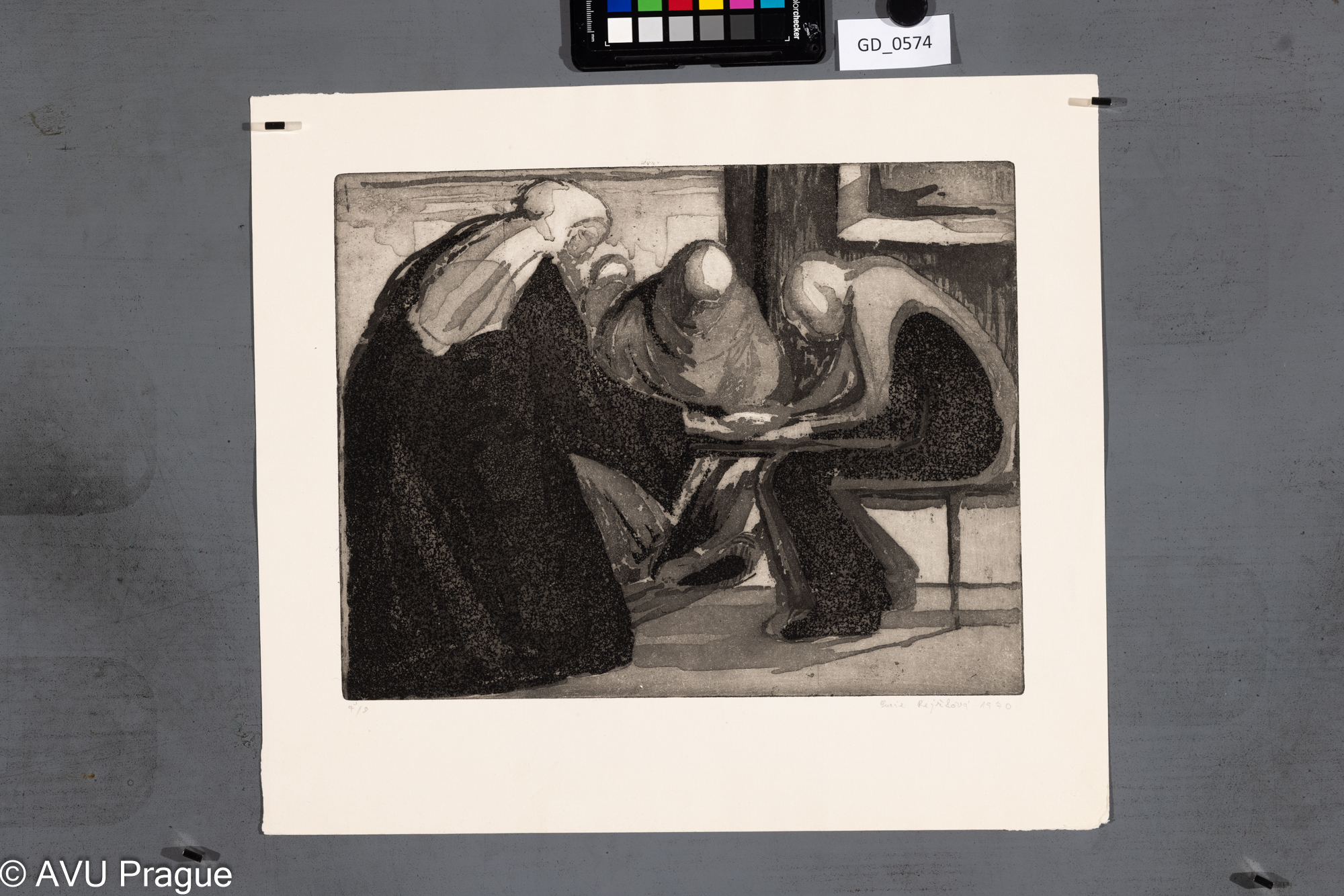 Lucie Reslerová-Rejžková, Skupina žen u stolu, 1970, Akvatinta, 26 x 33,5, 37 x 41,6, Čepelák