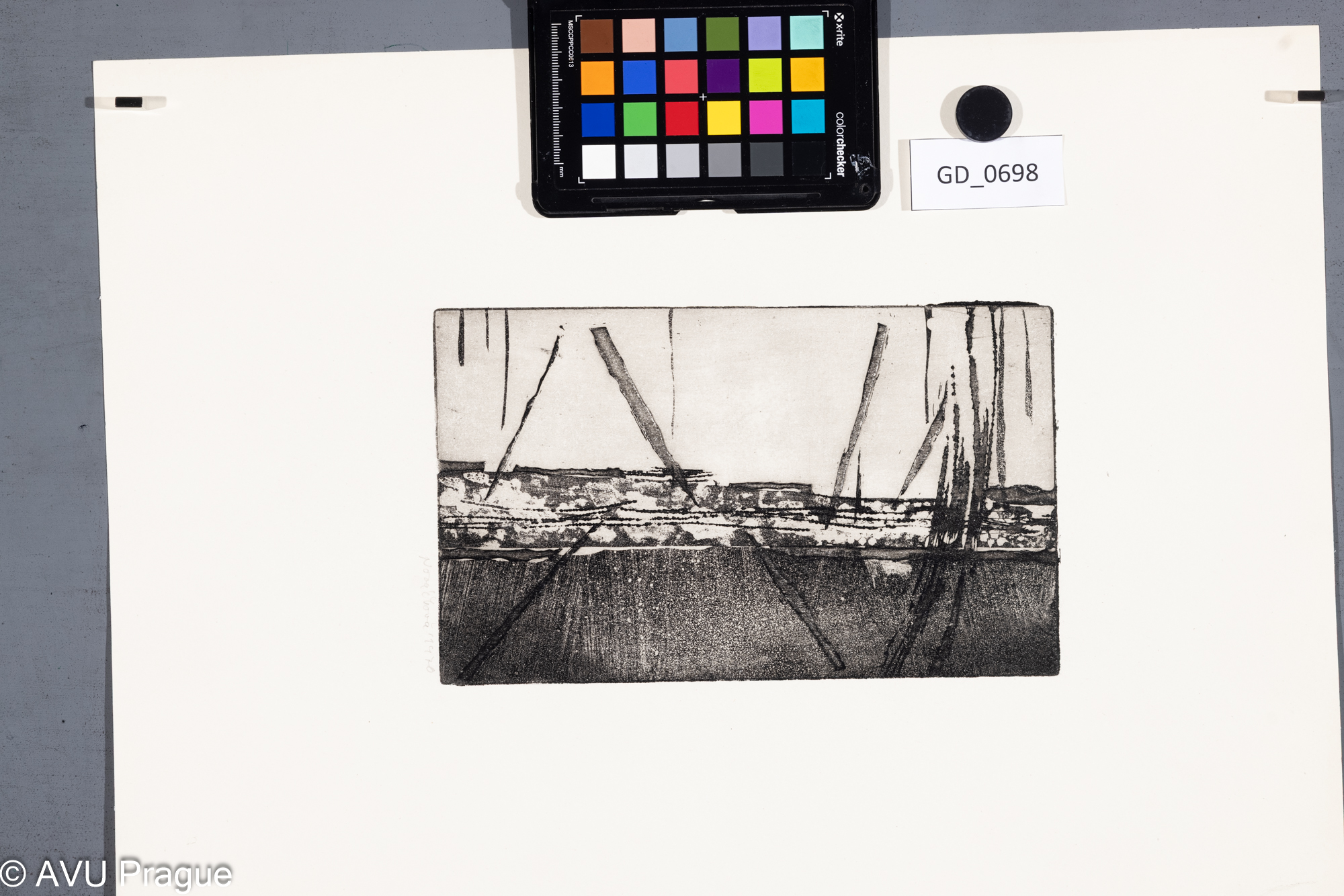 Zuzana Nováčková, Abstrahující motiv, 1970, Rezerváž / Akvatinta,22 x 13,5, 44,1 x 33,6, Čepelák