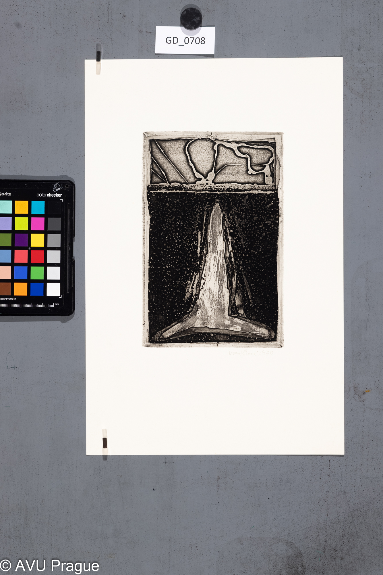 Zuzana Nováčková, " raketa" ,1970, Akvatinta, 19,8 x 13,2,36,5 x 23,8, Čepelák