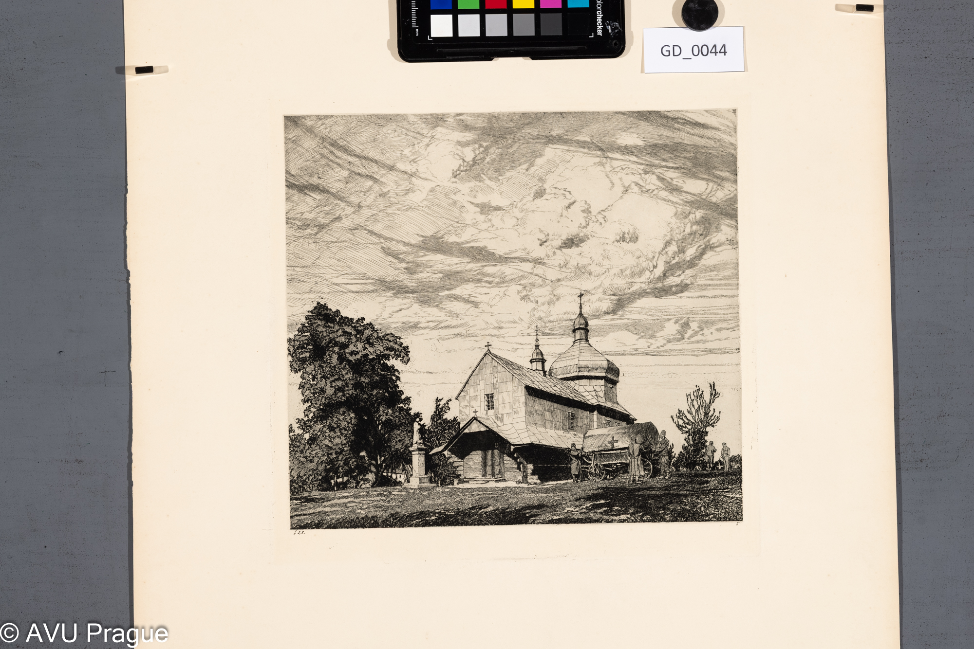 Pohřební vůz u kostela