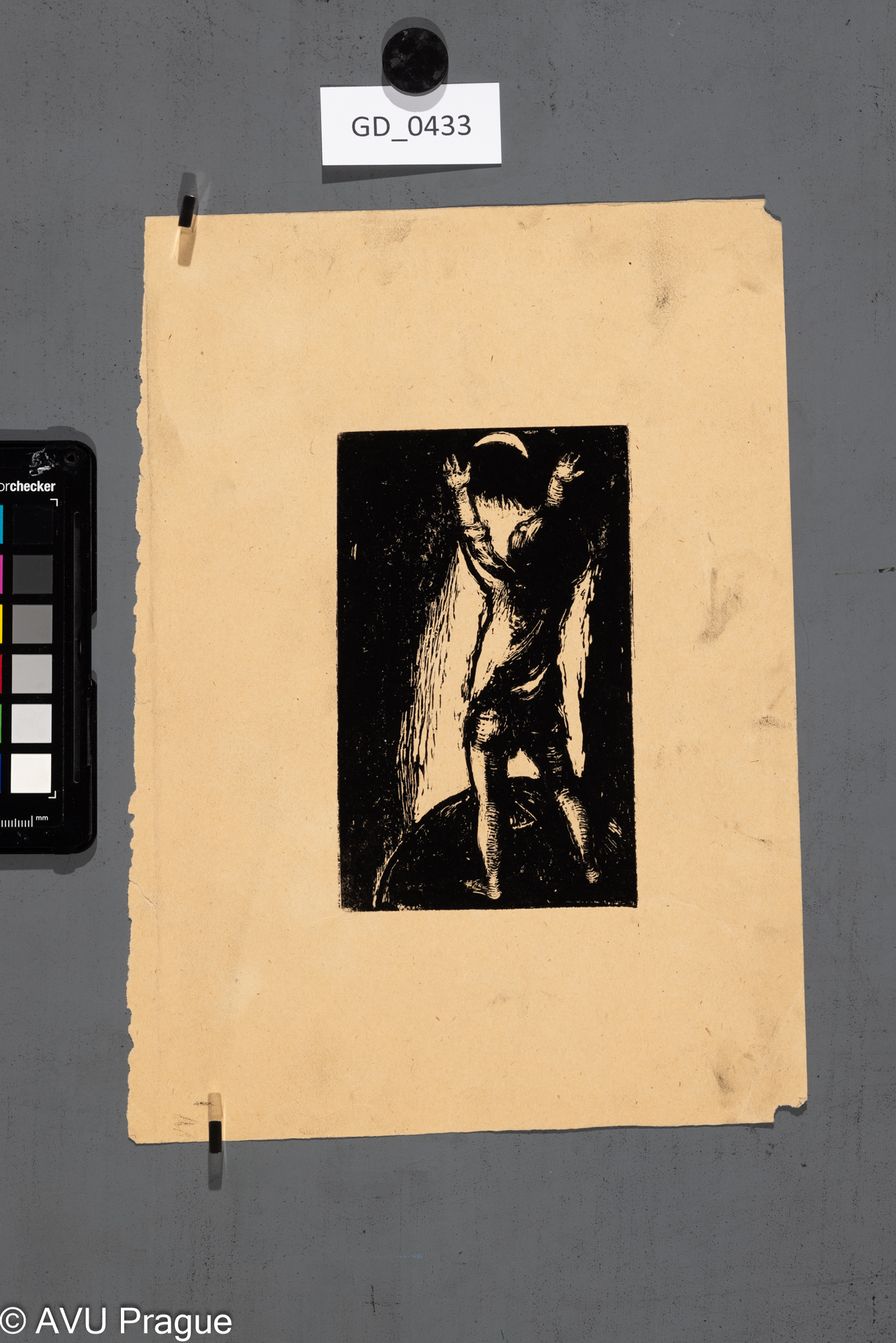 Ilustrace_dítě s půlměsícem?