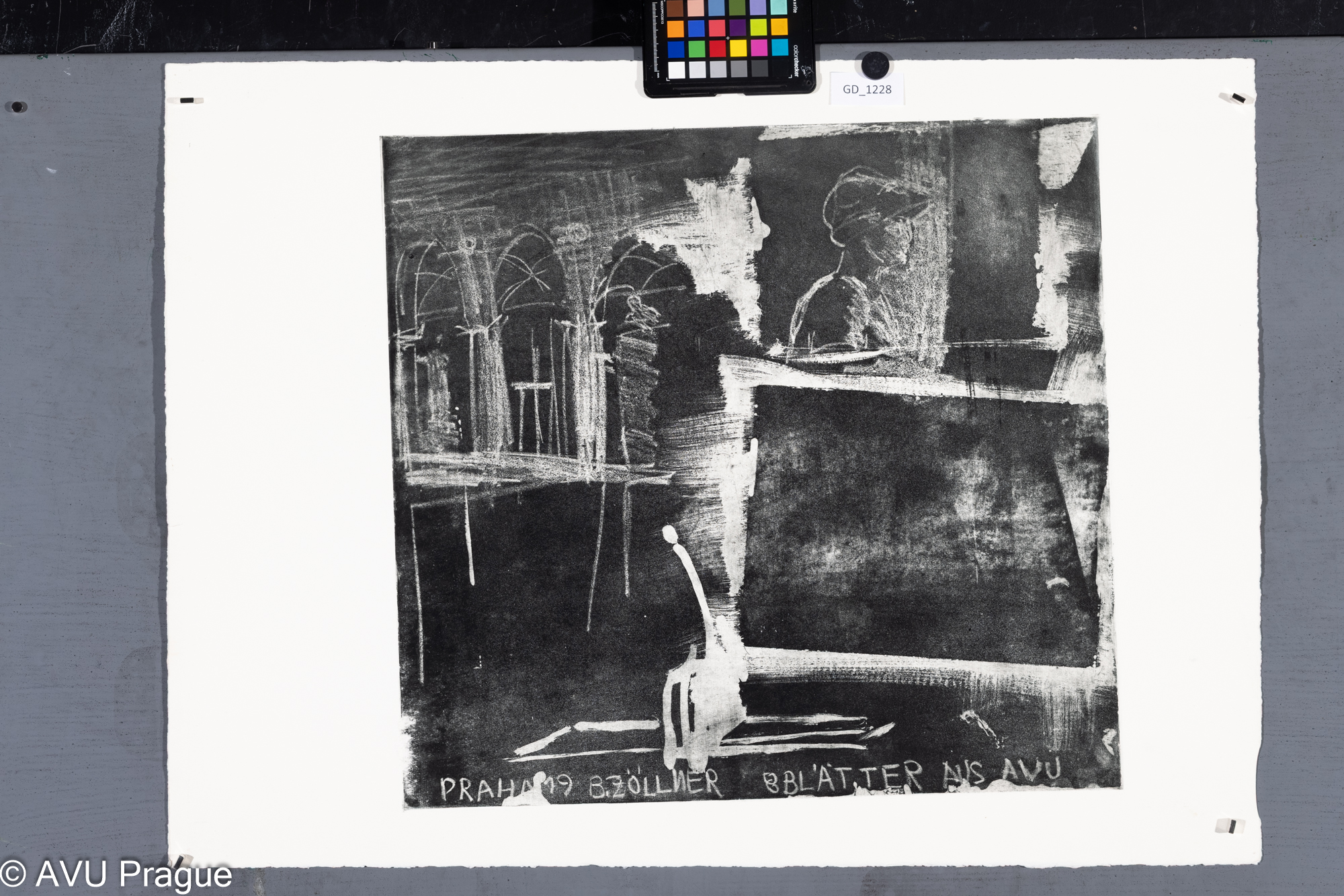 Kreslení na hale MG AVU_Listy z AVU