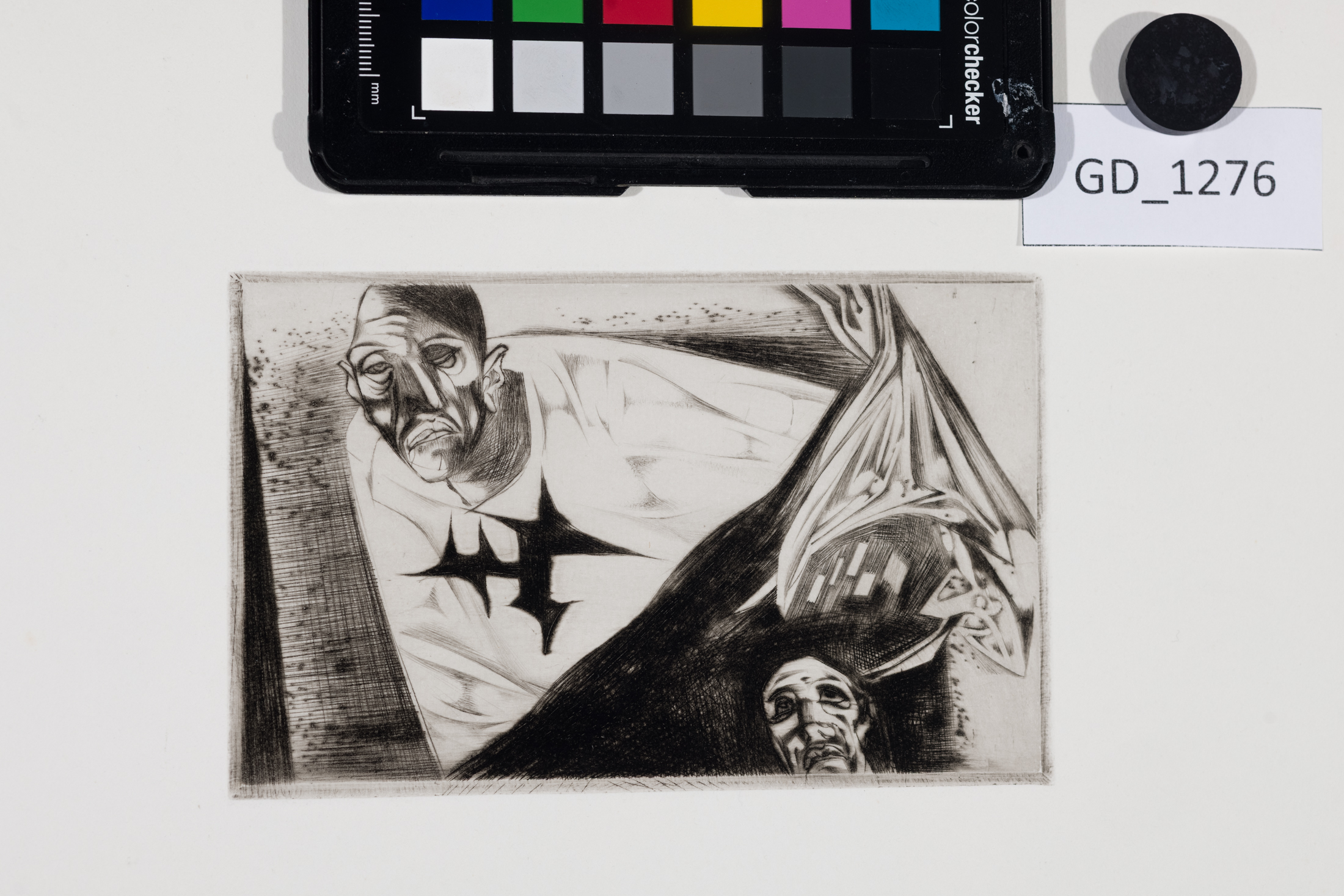 Muž se znamením na hrudi, hlava muže